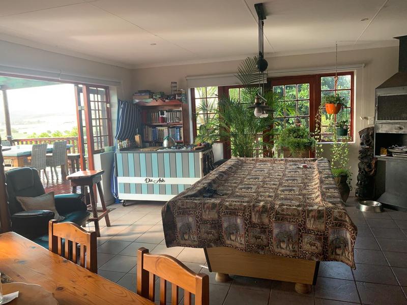 4 Bedroom Property for Sale in Fraaiuitsig Western Cape